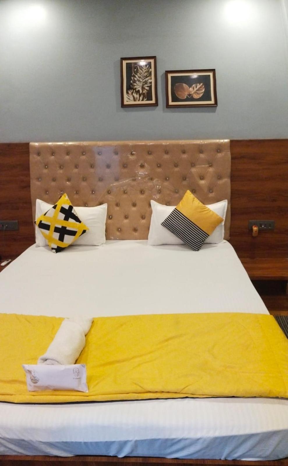 The Promise Hotel And Resort Tajpur Quarto foto